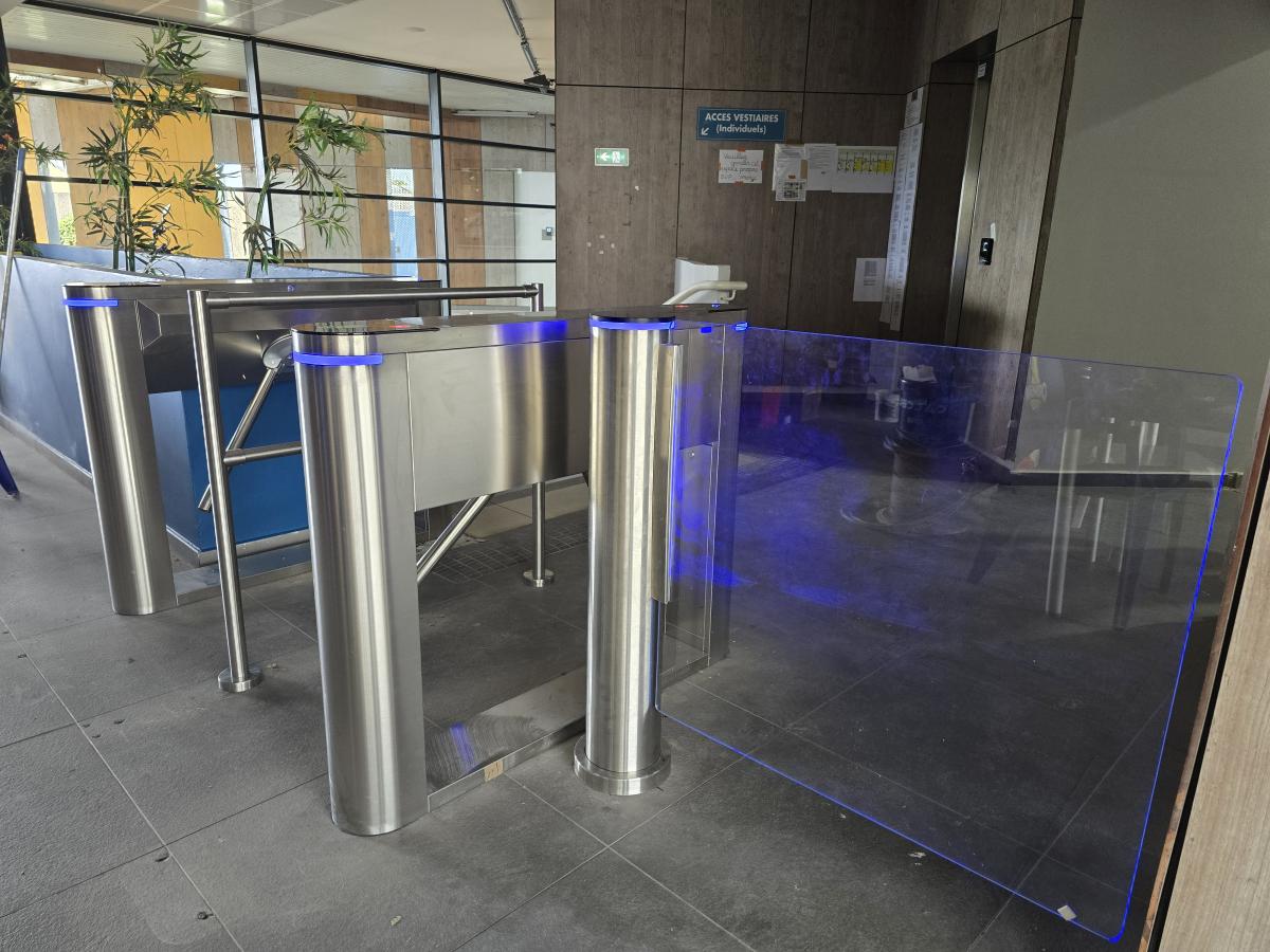 Tourniquets id7700, portillon motorisés pour gestion de l'accueil