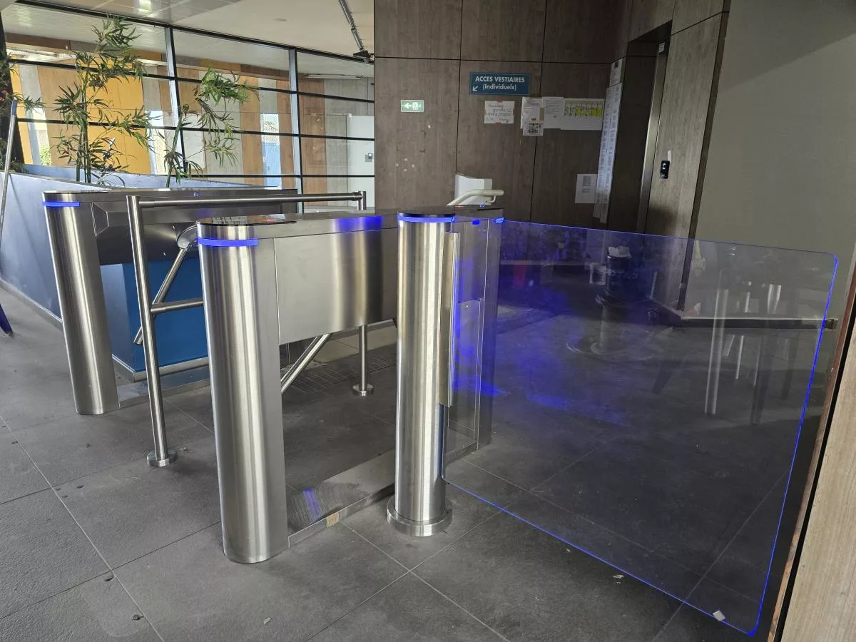 Tourniquets id7700, portillon motorisés pour gestion de l'accueil