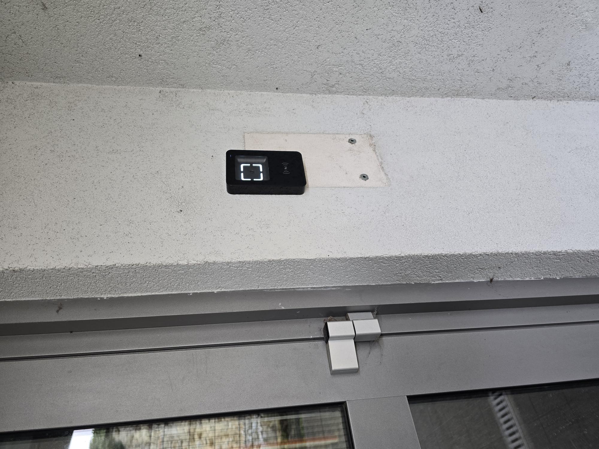 Boitier entrée et sortie des scolaires : Piscine Communauté de Commune Mortagne-au-Perche